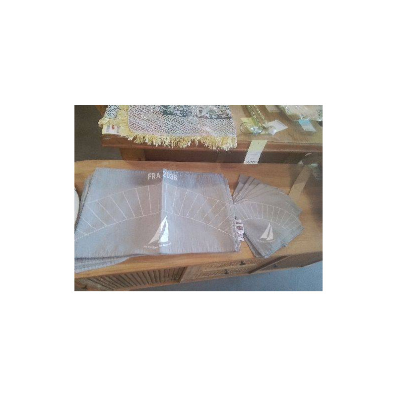 ENSEMBLE DE 6 SERVIETTES DE TABLE GRISES ET 8 SETS INTERIEUR PASSION