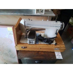 MACHINE A COUDRE BORLETTI