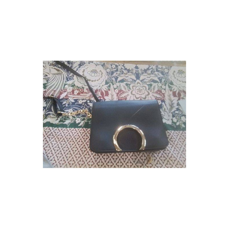 SAC BANDOULIERE NOIR SIMILI 