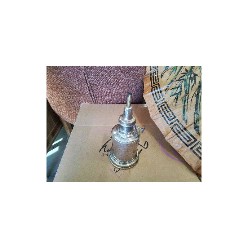 LAMPE A HUILE PIGEON