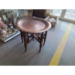 TABLE ORIENTALE PLIANTE...