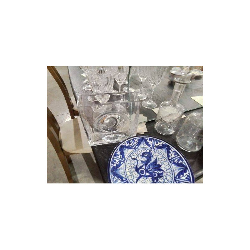 VASE CARRÉ DÉCOR ROND