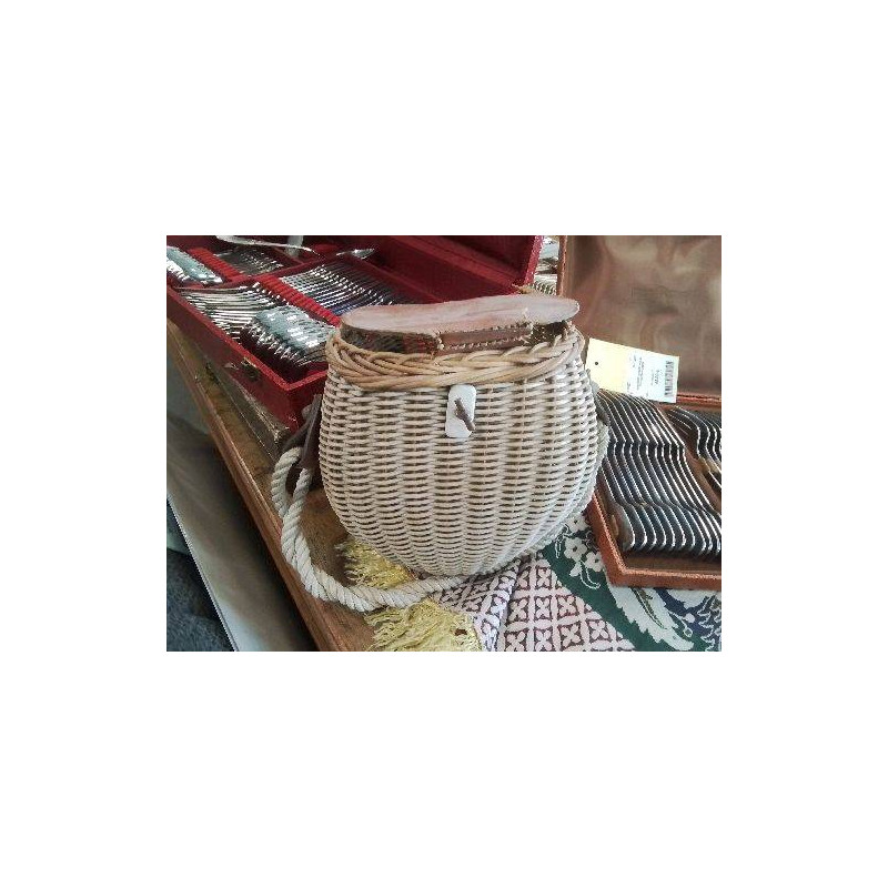 ANCIENNE PETITE GIBECIERE TAMBOURIN OSIER ET COUVERCLE CUIR ANSE CORDAGE