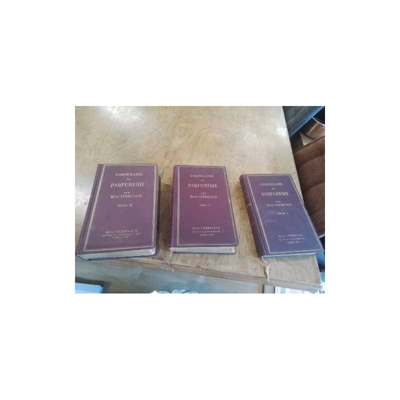 SERIE 3 LIVRES FORMULAIRE PARFUMERIE 1936