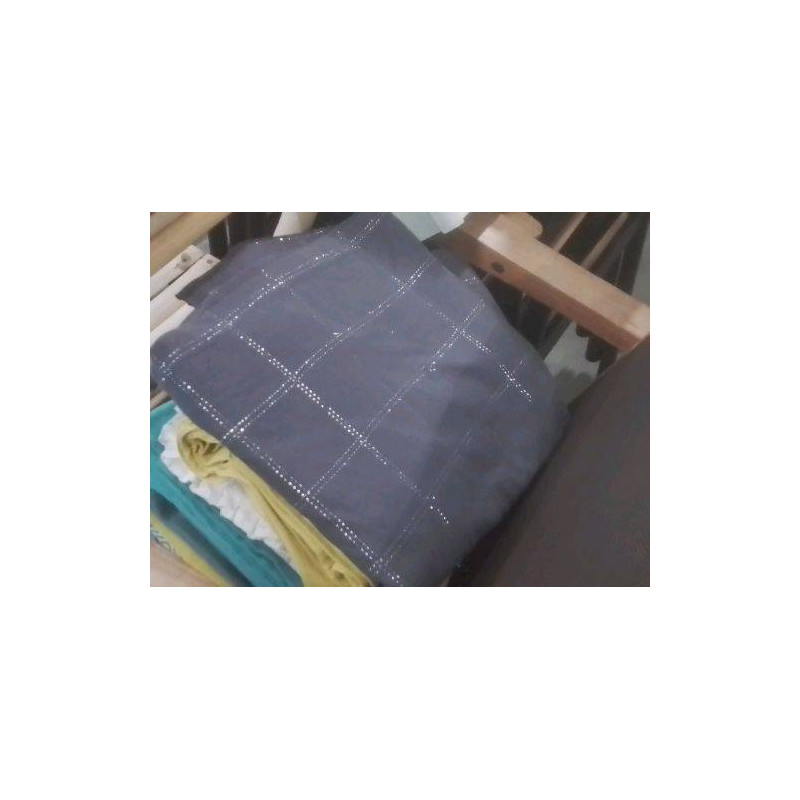 NAPPE RECT AVEC MOTIF CARREAUX FILET ARGENTE