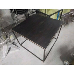 TABLE BASSE CARRÉE METAL...