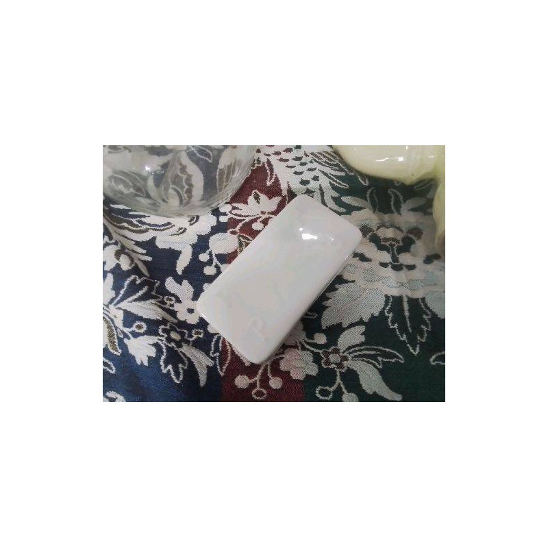 PETITE BOITE RECTANGULAIRE PORCELAINE LIMOGES BLCHE