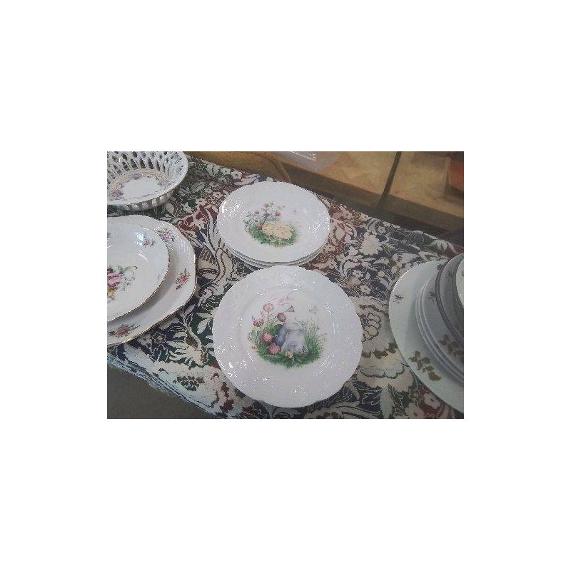 L9T 6 ASSIETTES PORCELAINE A FROMAGE