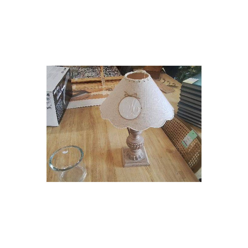 LAMPE PIED BEIGE ABAT JOUR TISSU BEIGE MONOGRAMME6 M