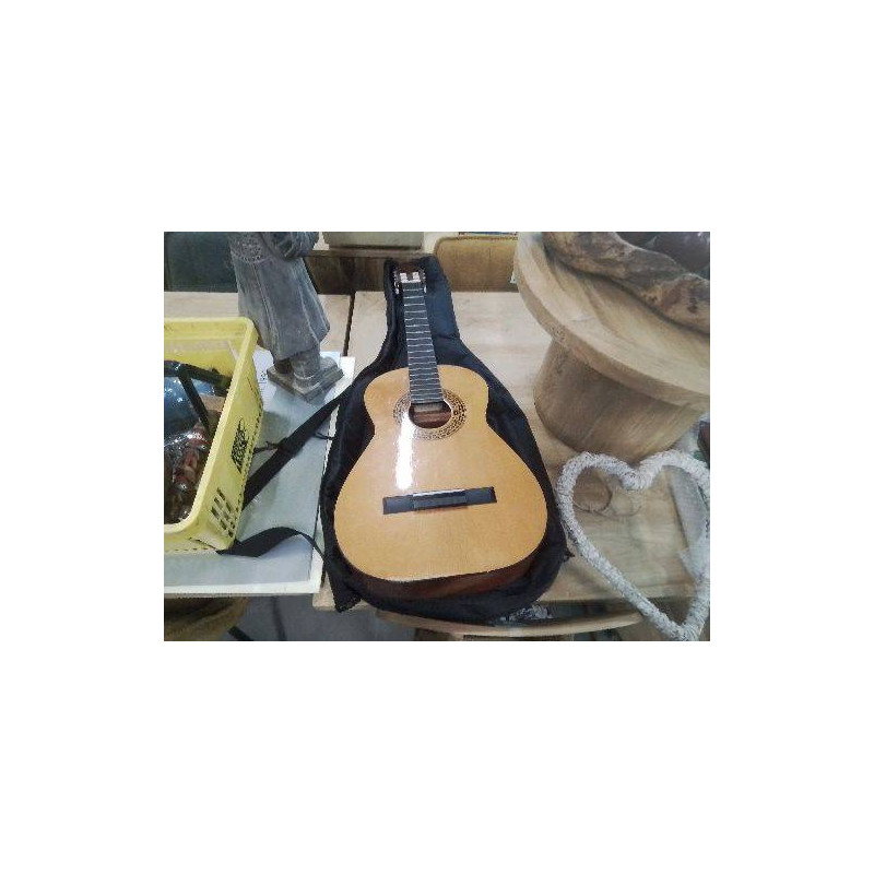 GUITARE CLASSIQUE ALVARO SANS CORDE+HOUSSE ACC