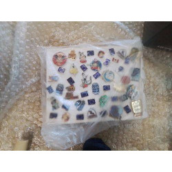 LOT PIN’S