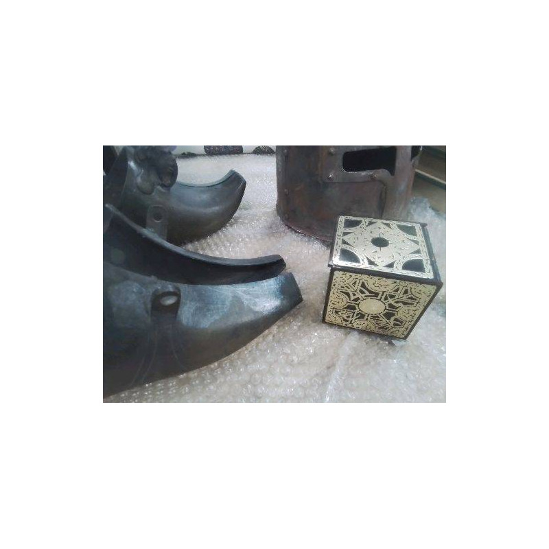 PETITE BOITE PLASTIQUE VINTAGE MAGIE