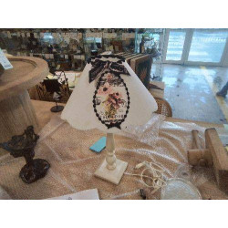LAMPE ROMANTIQUE ECRUE BLANCHE