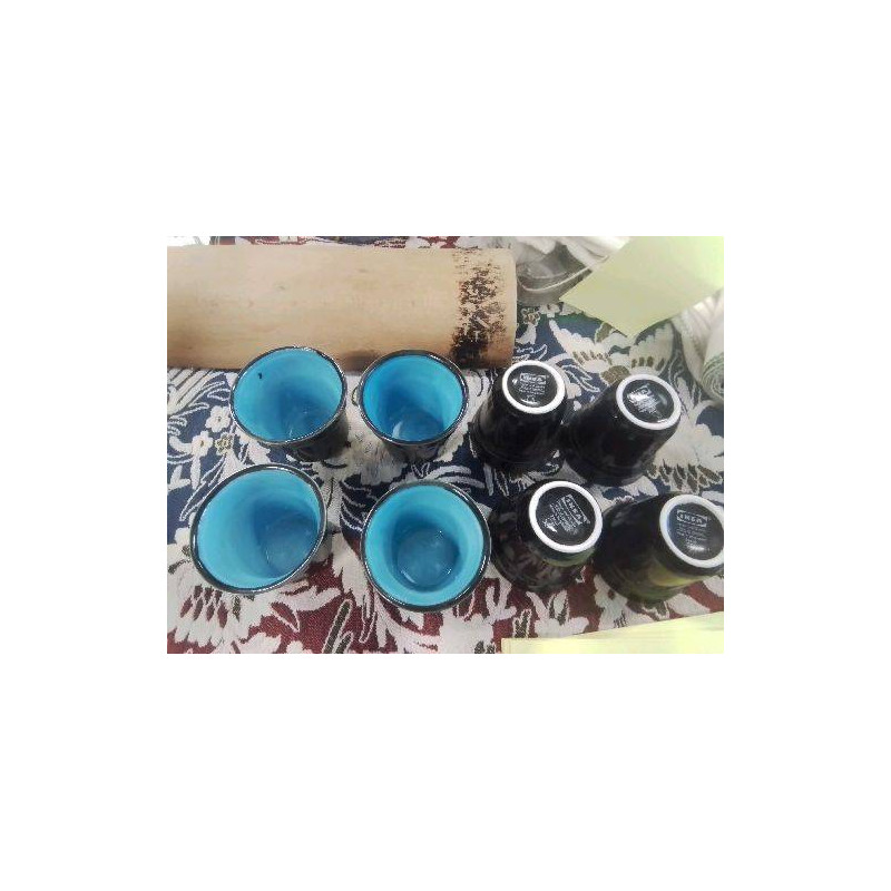HUIT TASSE A EXPRESSO IKEA NOIRES TURQUOISES