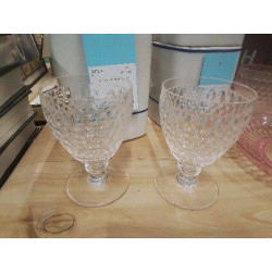 LOT DEUX VERRES A PIED...