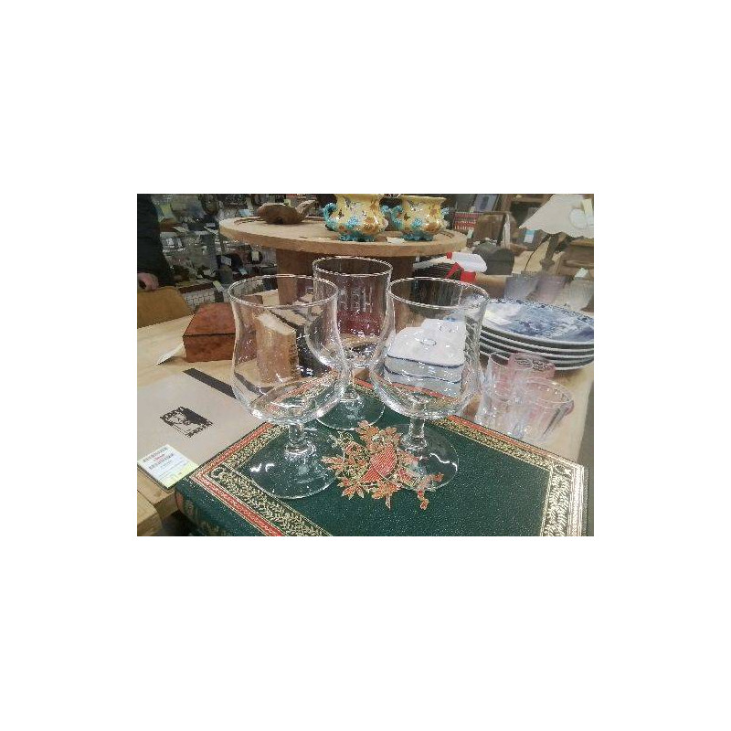 LOT 3 VERRES EN CRISTAL