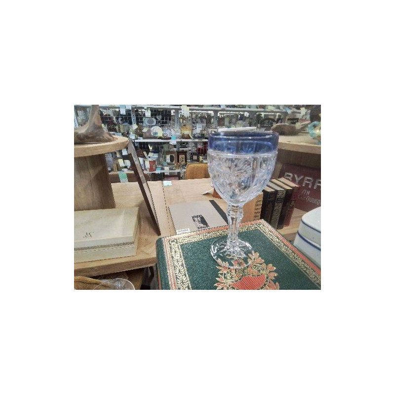 GRAND VERRE A PIED CALICE BORD BLEU CRISTAL ANCIEN