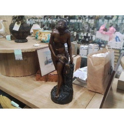 STATUETTE PLATRE LA BAIGNEUSE
