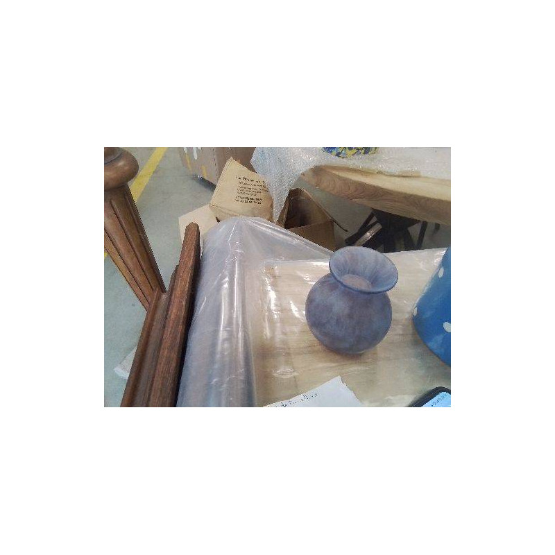 PETIT VASE BOULE PATE DE VERRE MAUVE BLEUTÉ 
