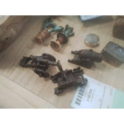 ANCIEN TAILLE CRAYONS METAL...
