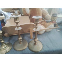 PAIRE DE BOUGEOIRS LAITON