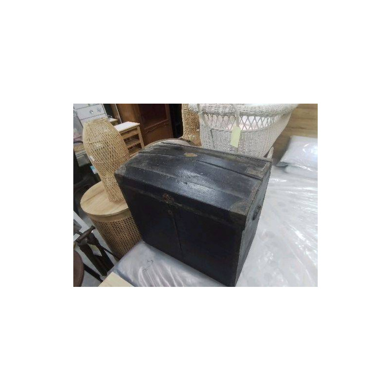 MALLE ANCIENNE BOIS PEINT NOIR
