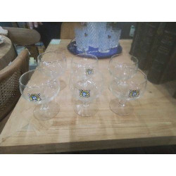 LOT 6 VERRES A PIED...