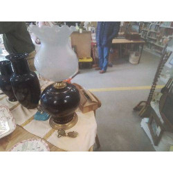 LAMPE STYLE LAMPE A HUILE...