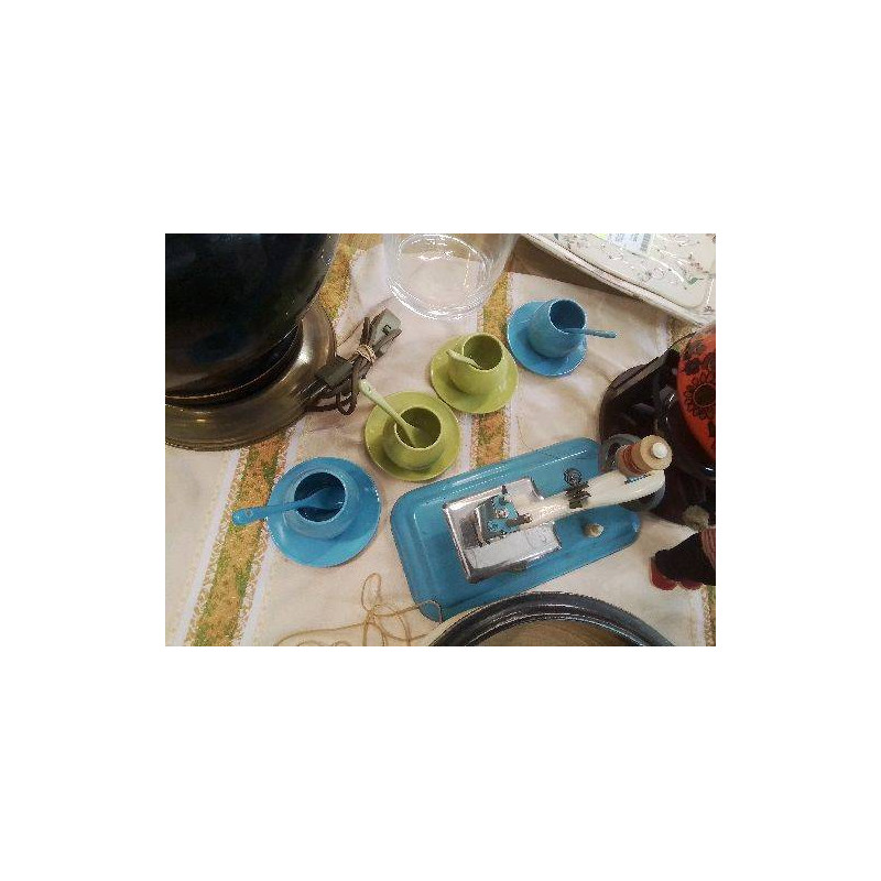 ENS POTS SERVITEUR VERT BLEU CUILLERES EN ACC BB