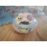 BONBONNIÈRE VINTAGE FLEURS EN FAIENCE PORCELAINE 