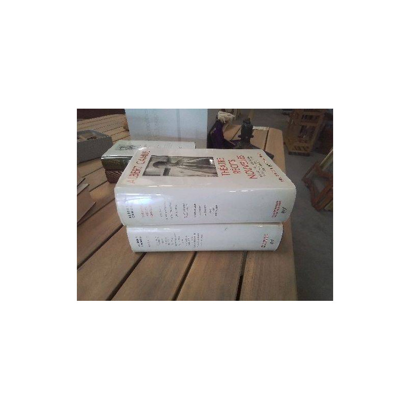 2 LIVRES CAMUS LA PLEIADE