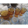 LOT 4 VERRES AMBRÉS SUR PIED