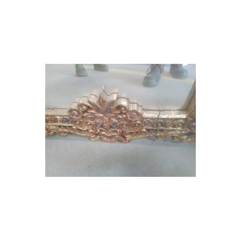 MIROIR DORE SCULPTÉ EN L ETAT