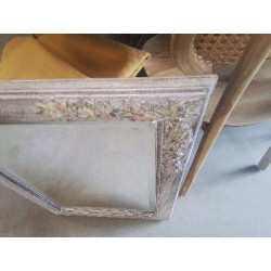 MIROIR BISEAUTE ENCADREMENT CERUSE DECOR FLEURI 