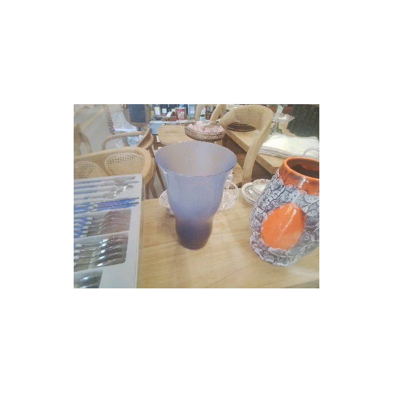 VASE FORME BLEUTÉ 