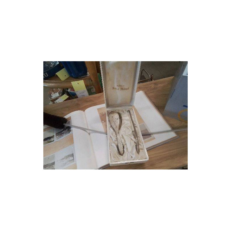 COFFRET BROSSE PEIGNE MA ST MEDARD