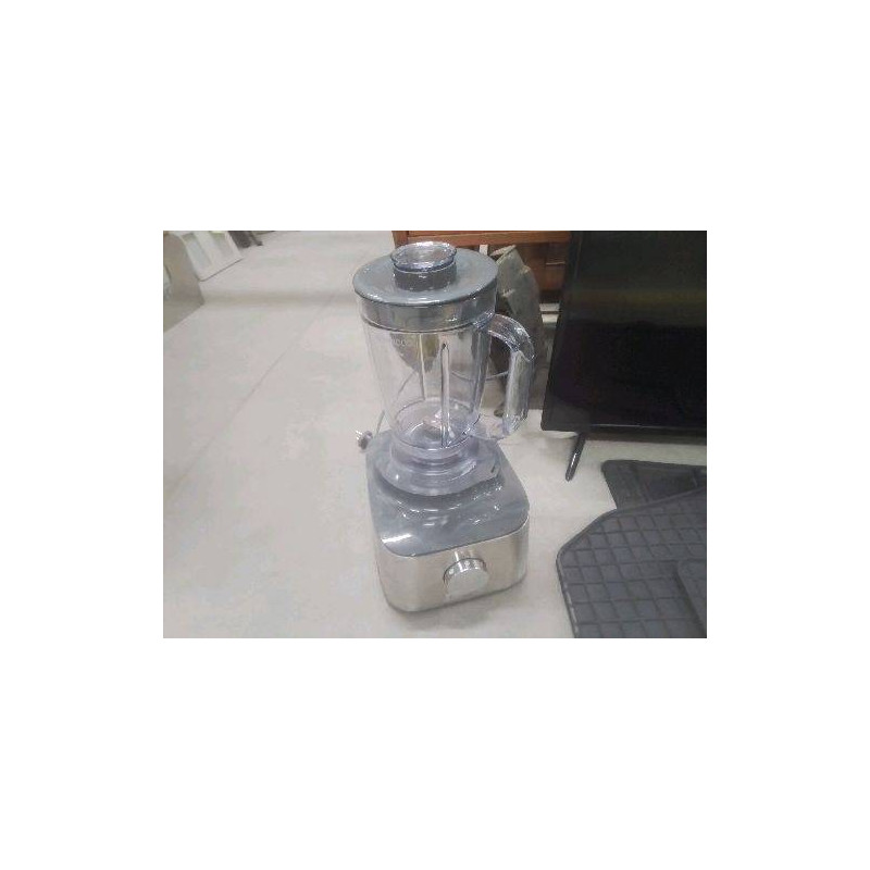 ROBOT KENWOOD + ACC RES POCHE