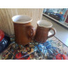 LOT 2 PICHETS ANCIENS POTS A LAIT VINTAGE MARRON