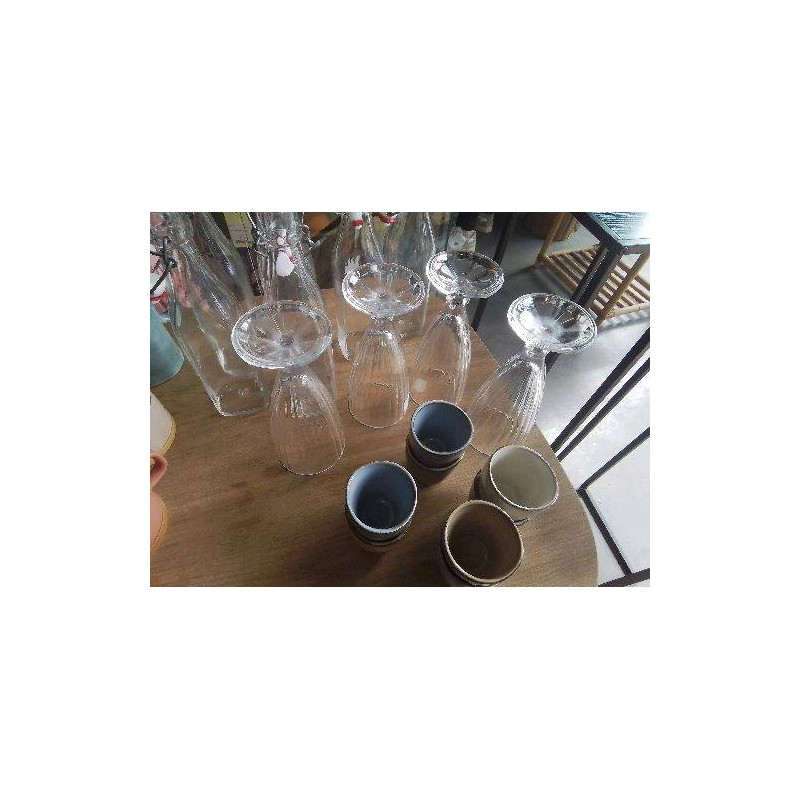 LOT 4 COUPES A GLACE
