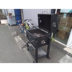 BARBECUE SUR ROULETTES