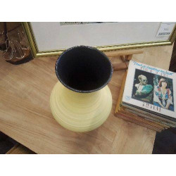 VASE JAUNE NOIR ST CLEMENT 