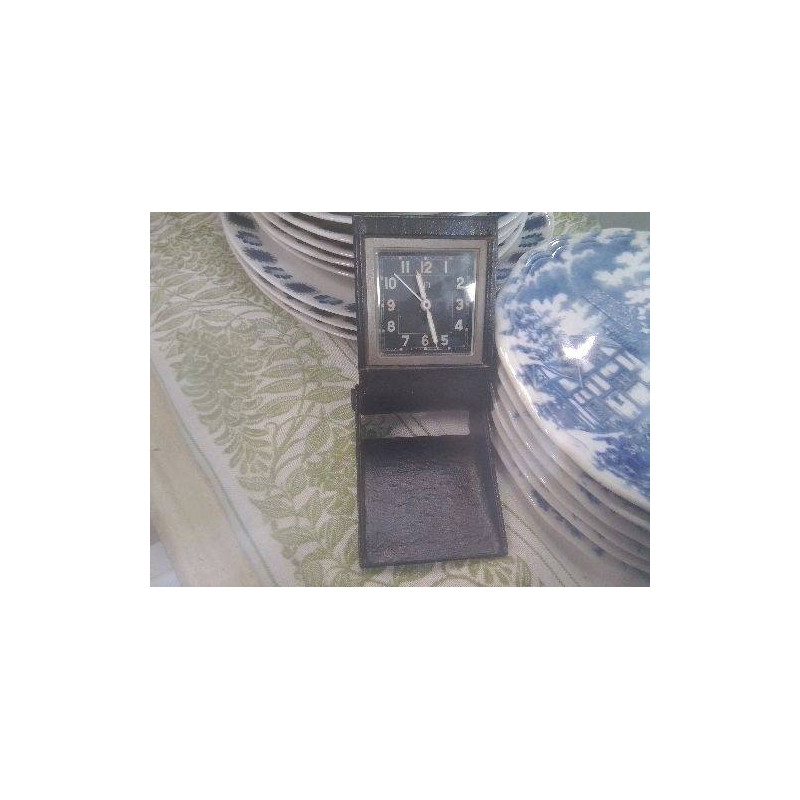 REVEIL DE VOYAGE VINTAGE UTI EN L ETAT