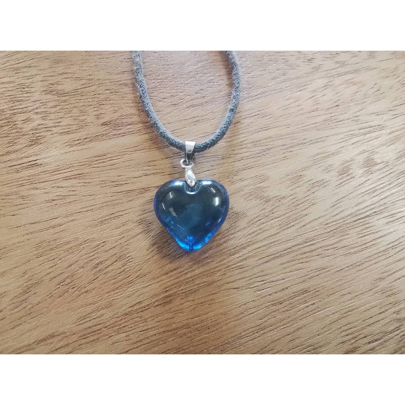 COLLIER LACET + COEUR BLEU 