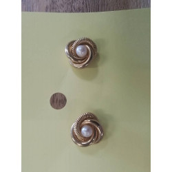 PAIRE DE BOUCLES D OREILLES...