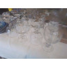 LOT 6 VERRES ANCIENS A PIED A FACETTES