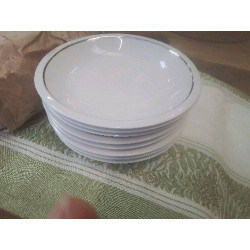 LOT 8 ASSIETTES CREUSES...