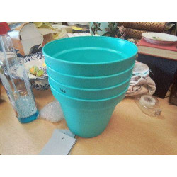 LOT 4 CACHES POTS...