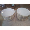 12 ASSIETTES PLATES OU  CREUSES BLC DORÉ 