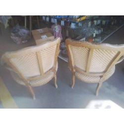 FAUTEUIL ANCIEN ST LXV À REFAIRE