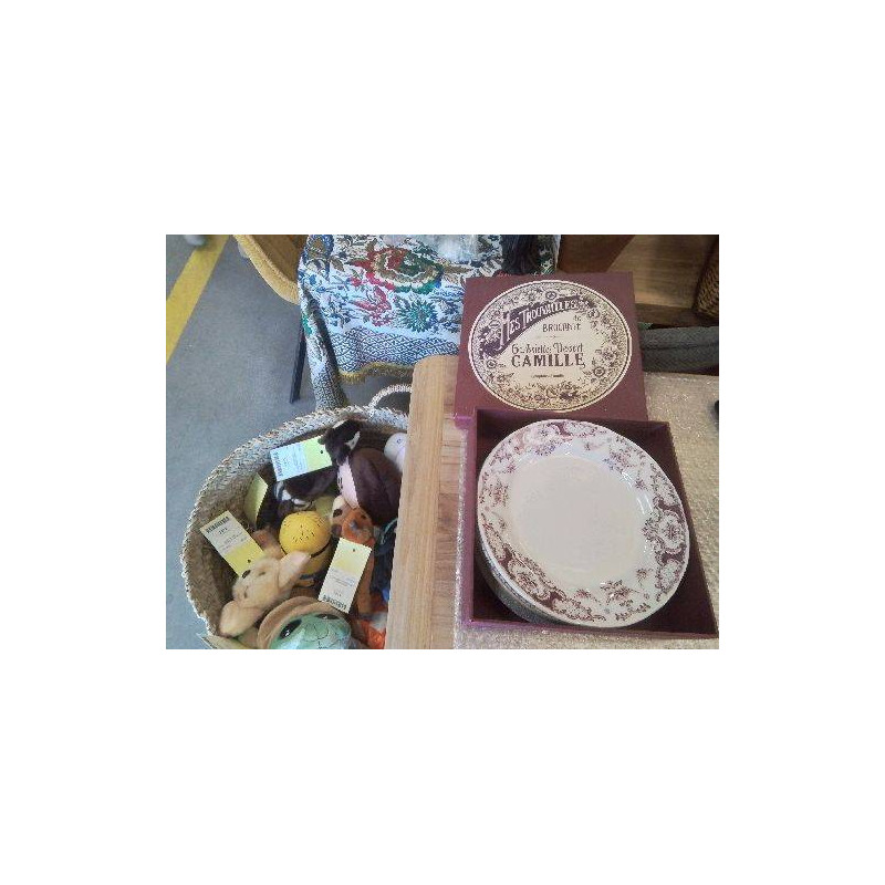 BOITE COMPTOIR DE FAMILLE 6 ASSIETTES A DESSERT CAMILLE